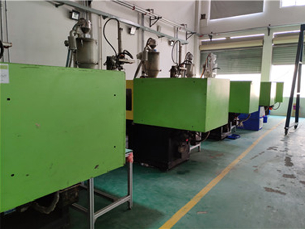 湖北(běi)注塑模(mó)具